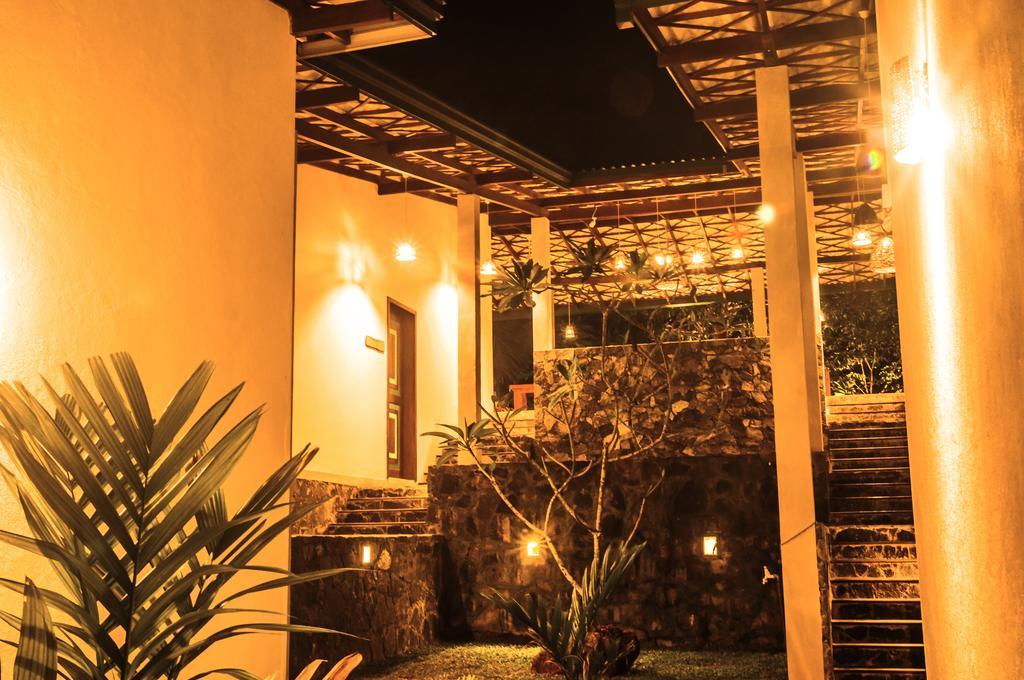 Garcinia Leaf Hotel Hikkaduwa Exterior photo