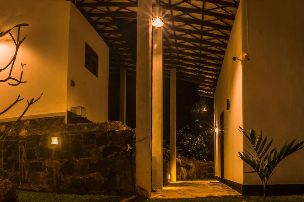 Garcinia Leaf Hotel Hikkaduwa Exterior photo